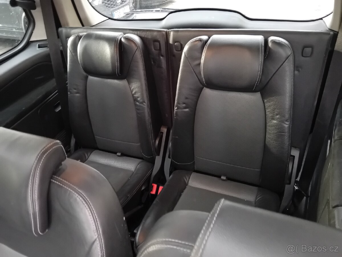 Ford Galaxy TDCi - 8