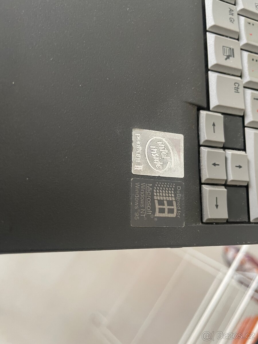 Compaq Armada M300 včetně rozšíření,plně funkční retro ntb - 8