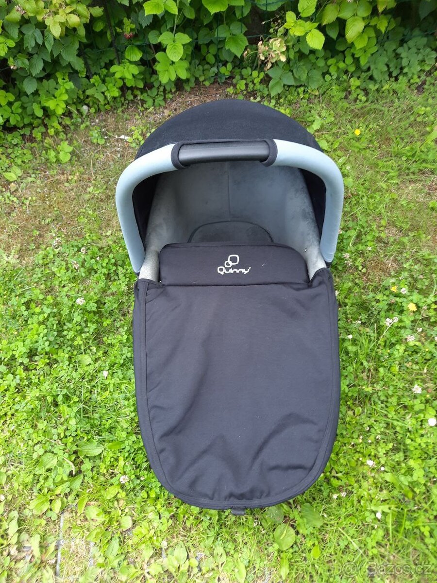 Kombinovaný kočárek Quinny s korbičkou - 8