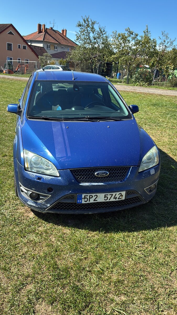 Focus st 225 - 8