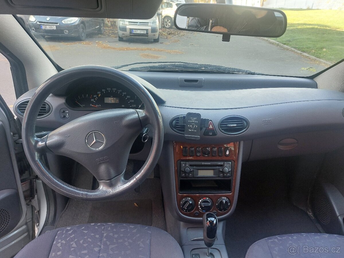 Mercedes benz A 170 CDI - 8
