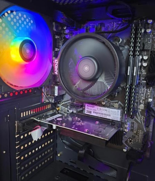 herni pc na hry a na streamy - 8