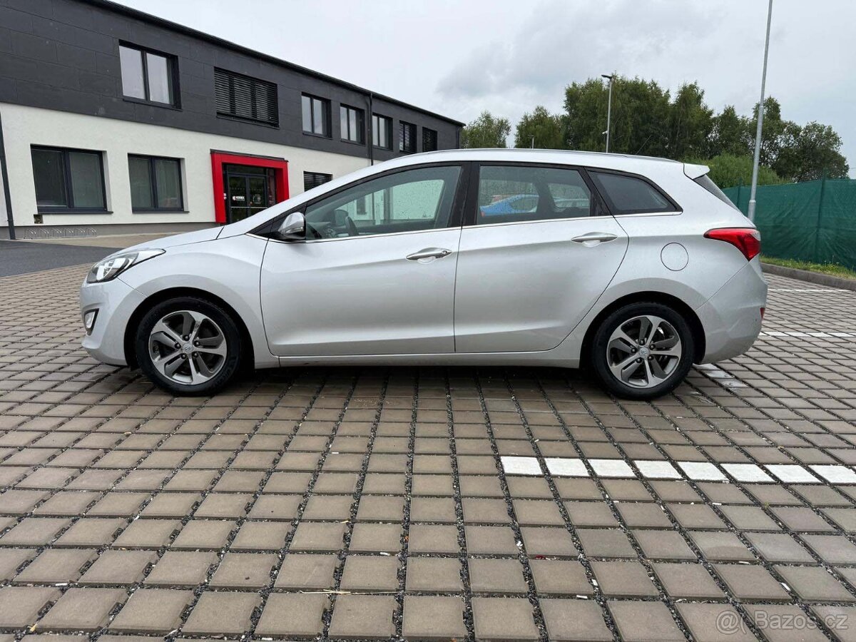 Hyundai i30 / 2016 - 8
