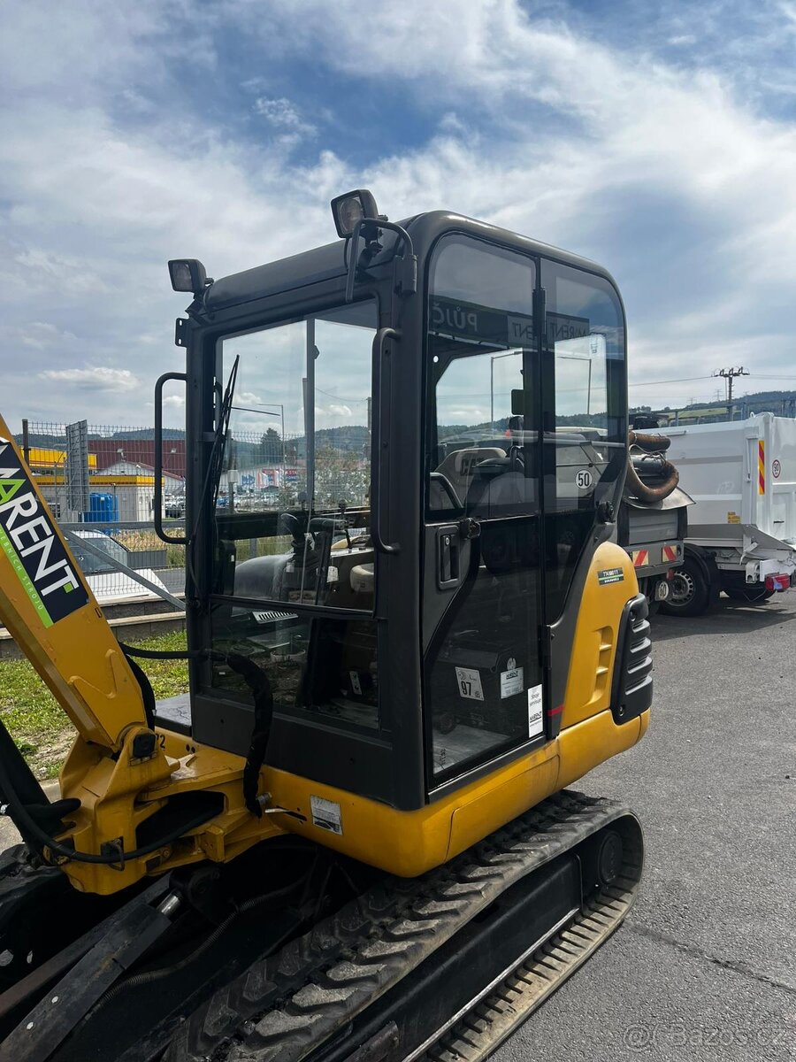 CAT 302.5 r.v.2005, 7268mth - 8