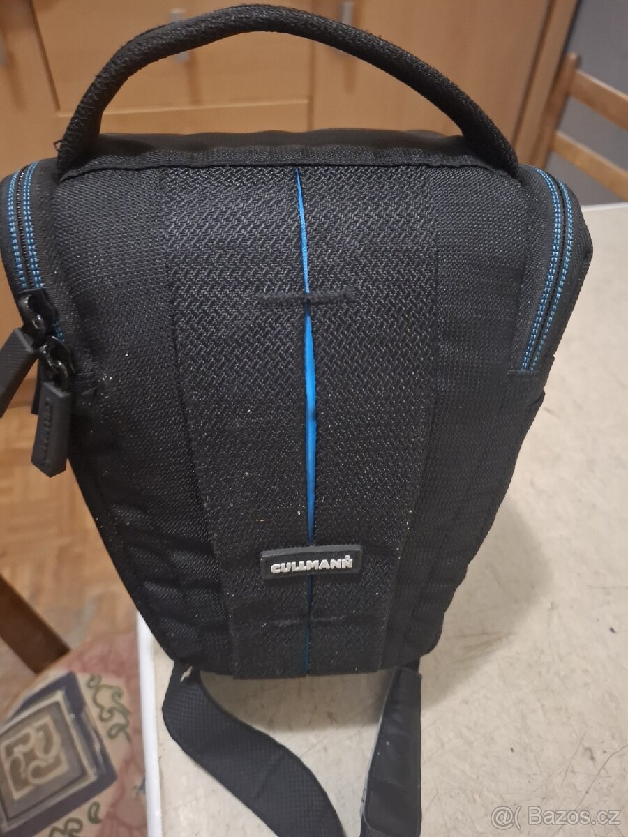 Prodám kompkt Sony - 8