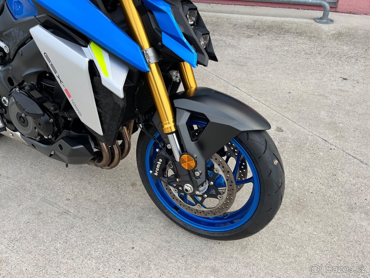 Suzuki GSX-S 1000 - 8