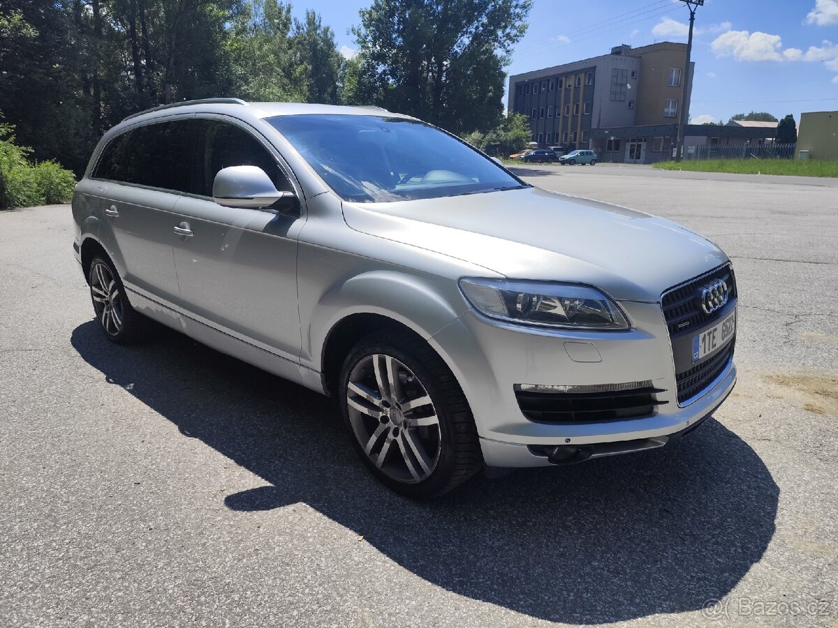 AUDI Q7 4L - 8