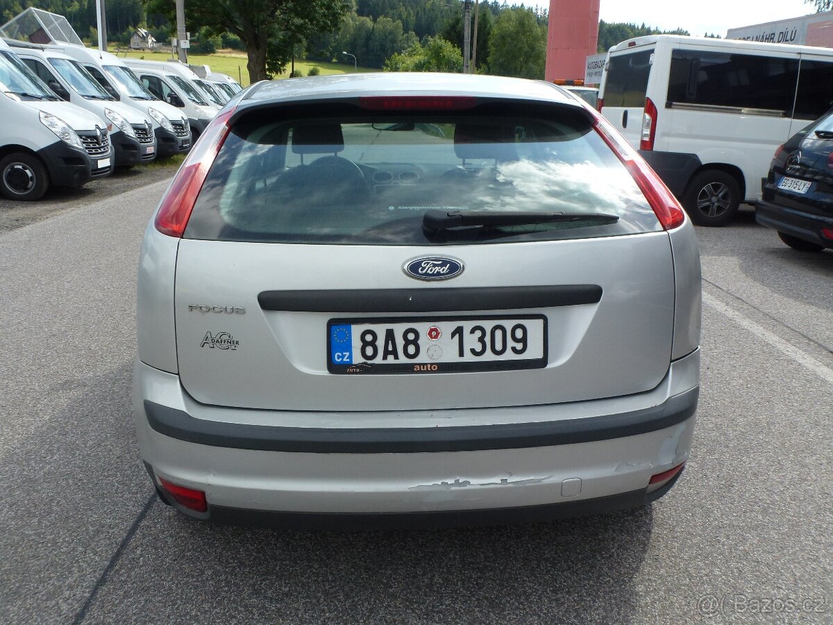 ⭐⭐⭐Ford Focus 1,6i 16V Hatchback 03/2006. NOVÁ STK ⭐⭐⭐ - 8