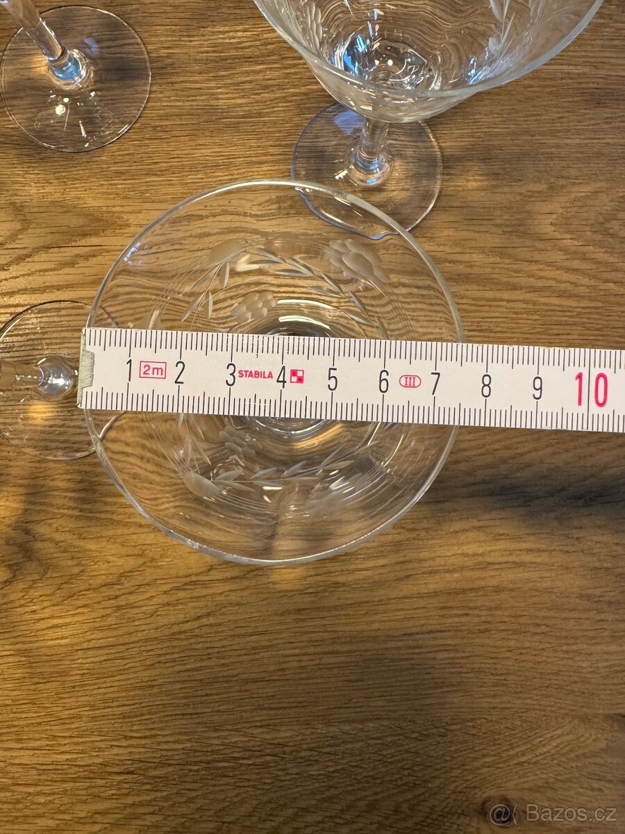 Sada broušených skleniček - 8