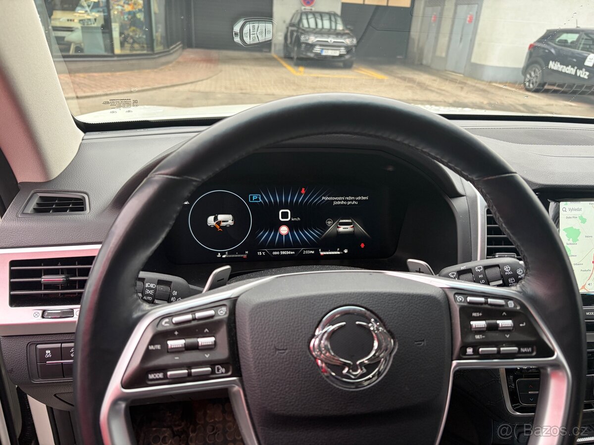 SsangYong Rexton Premium + 7mistné - 8