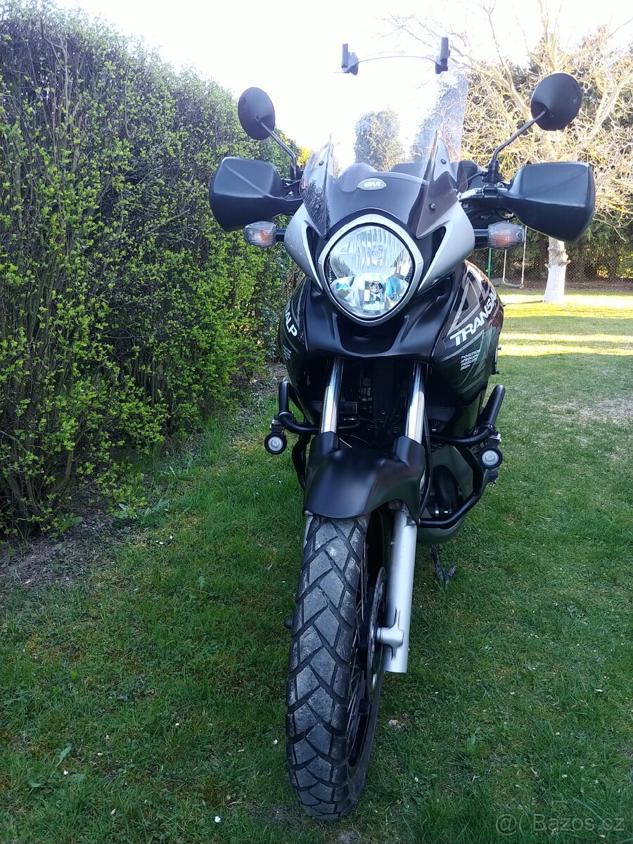 Honda Transalp XL700V - 8