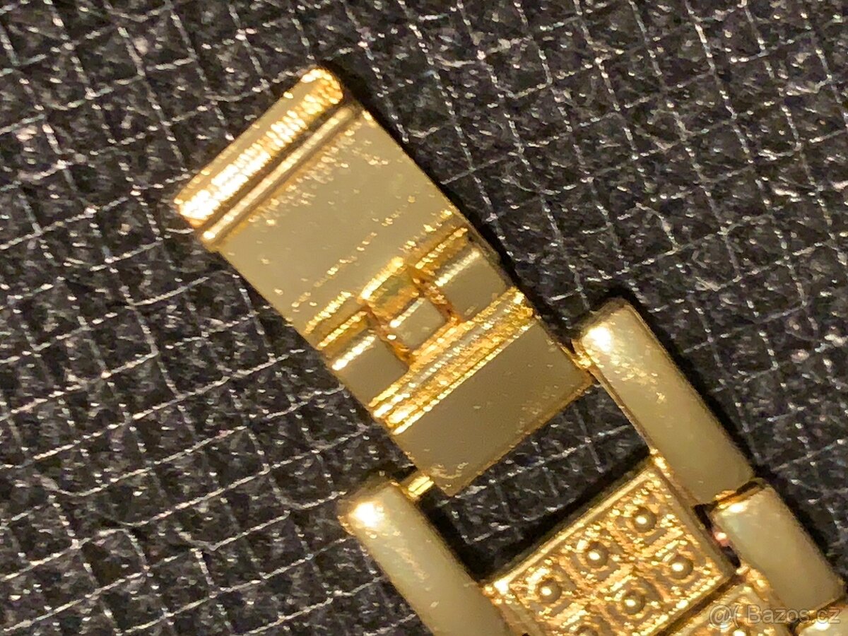 osazené zirkony ,..32mm - 8