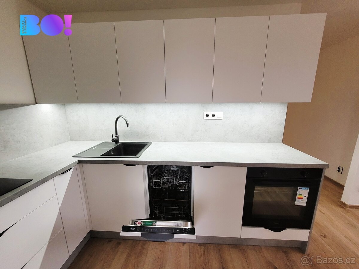 Podnájem dr. bytu 2+kk, ul. Bratr. Veverkových, Karviná Hran - 8