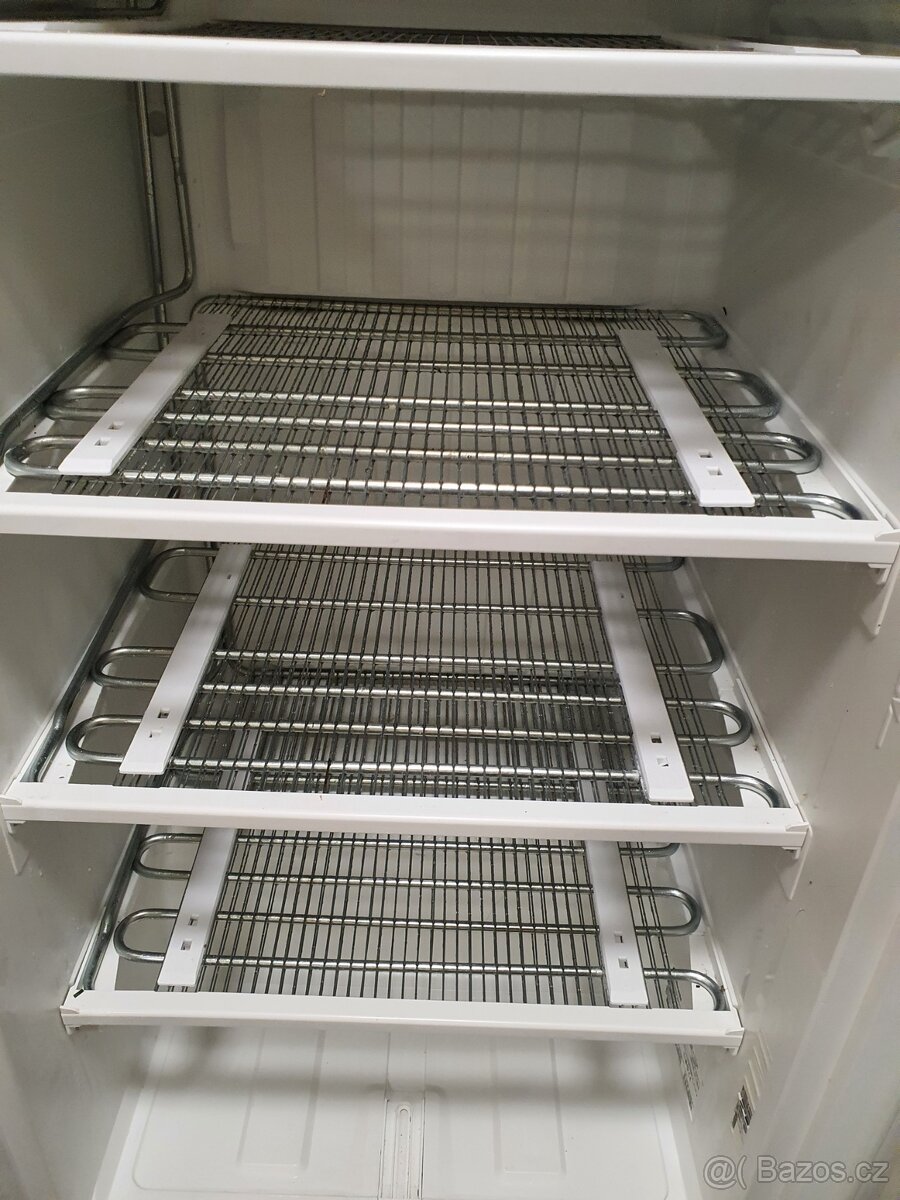 NOFROST A+ velký 6+1 patrový mrazák DOPRAVA - 8