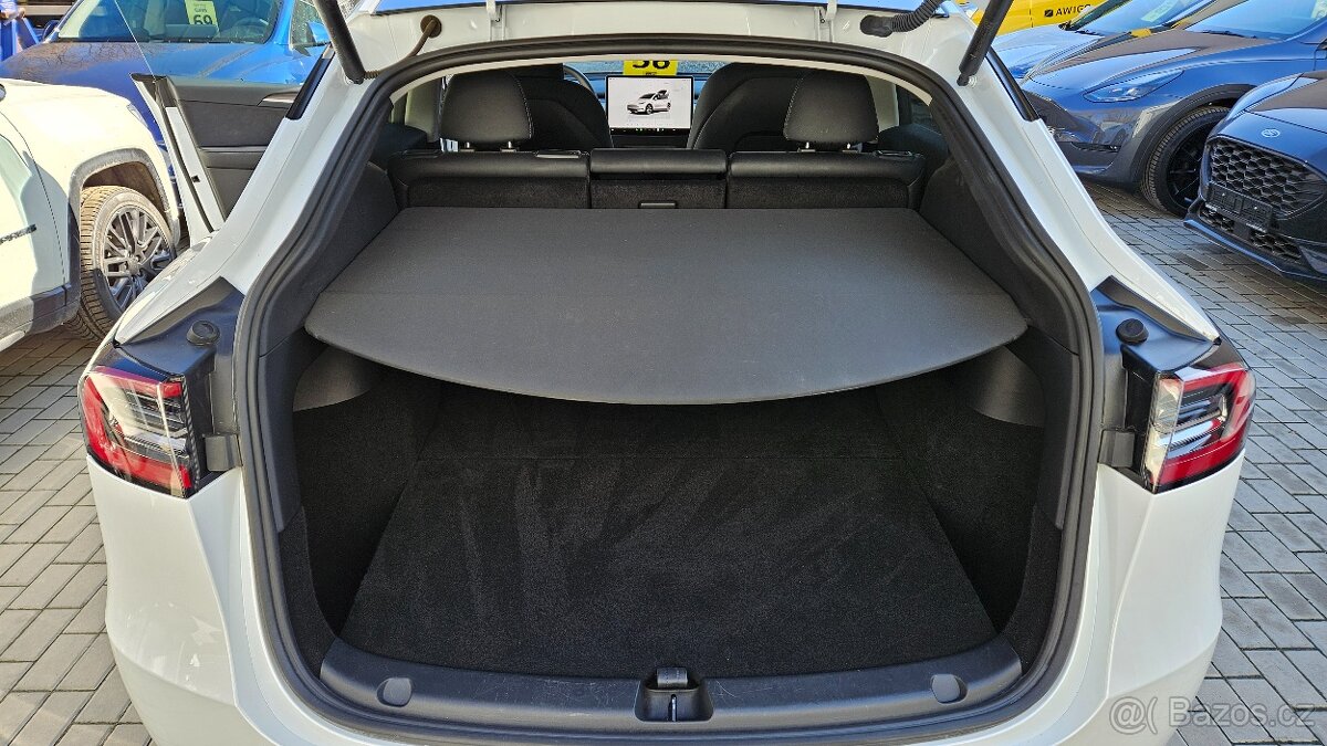 Tesla Model Y Long Range AWD | 47 621 km | SoH 94,5 % - 8