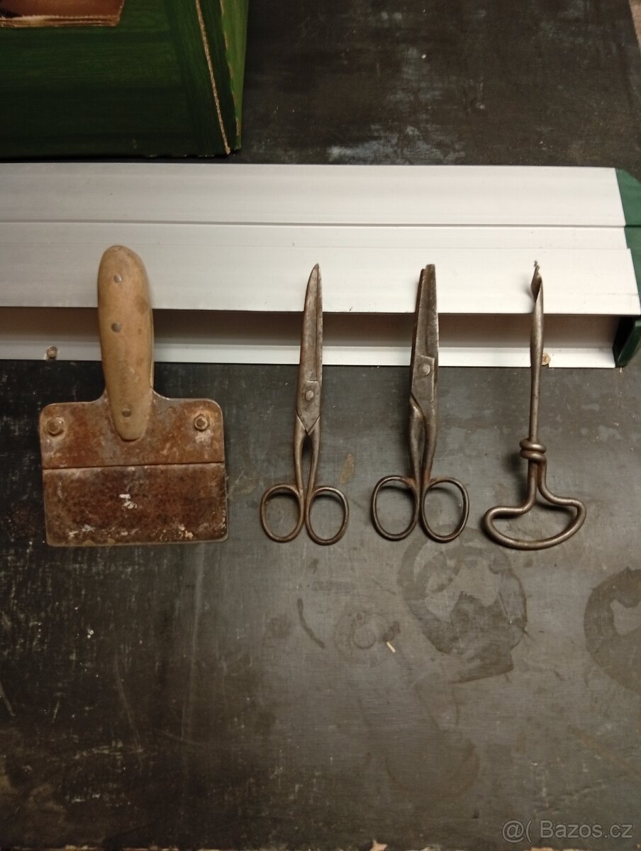 Retro nářadí jako dekorace - 8