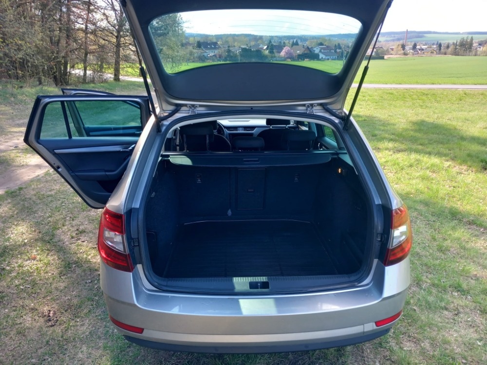 Škoda Octavia 3 Facelift Combi - 8