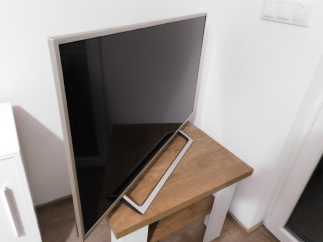 TV SONY - BRAVIA - 8