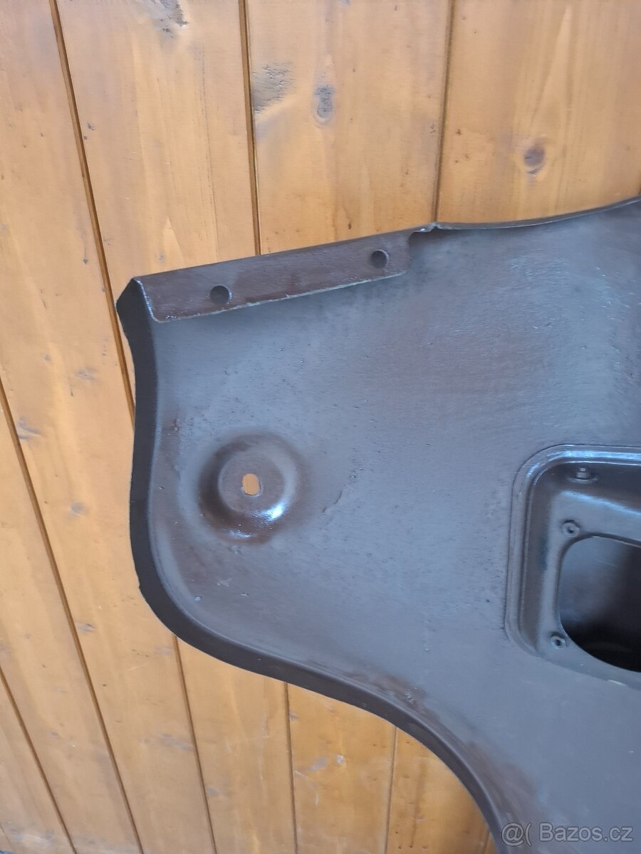 Přední blatníky Škoda 100, 110r - 8