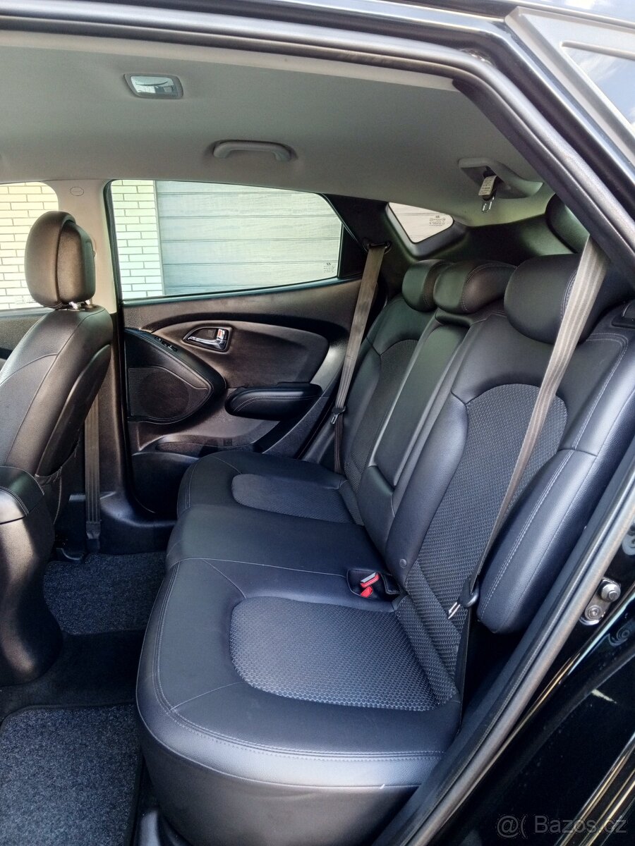 Hyundai ix35 2.0 CRDi Trikolor 4x4 - 8