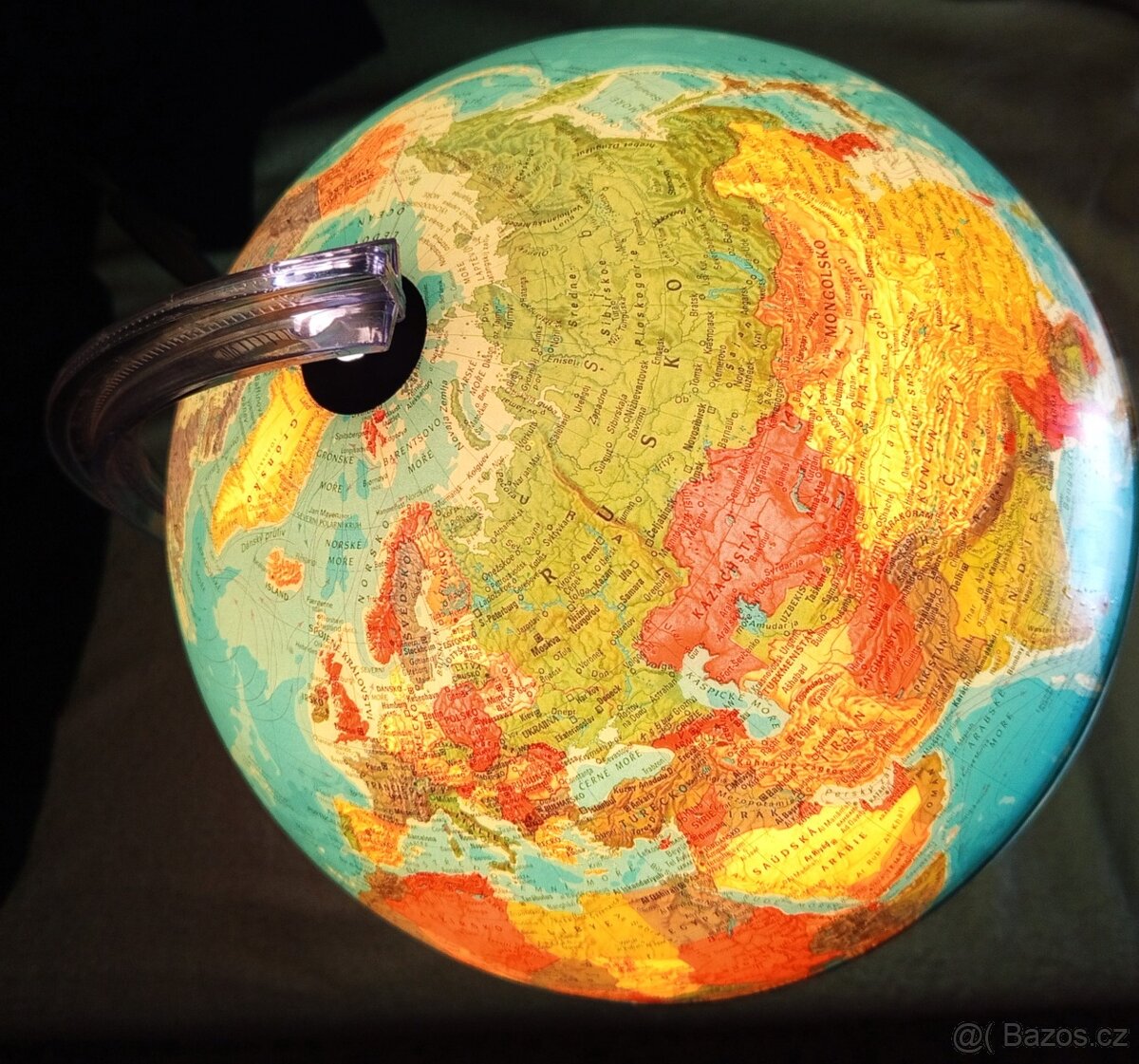 SVÍTÍCÍ GLOBUS - 8