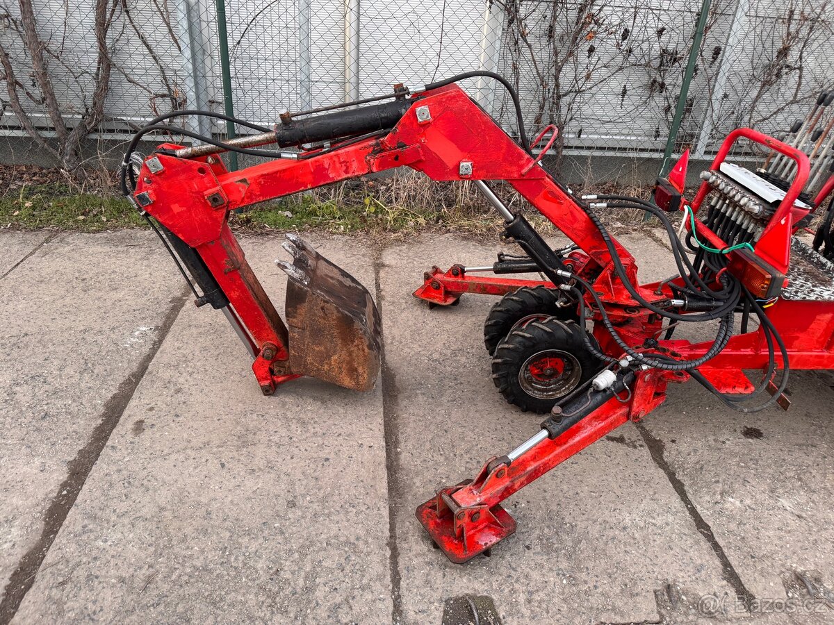 Minibagr Ryan R600 - 8