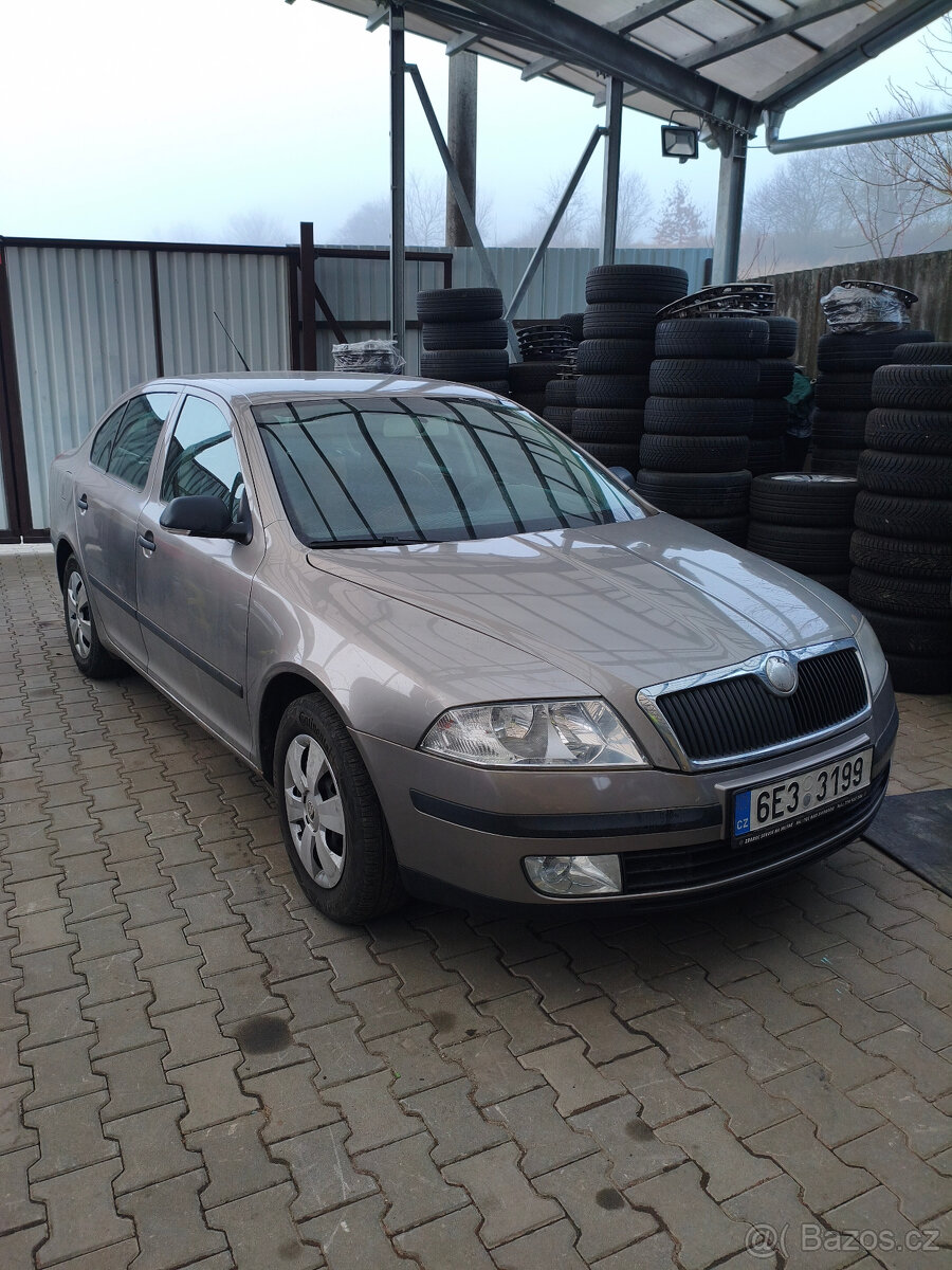 Škoda Octavia 2 1.6 MPI benzin - 8