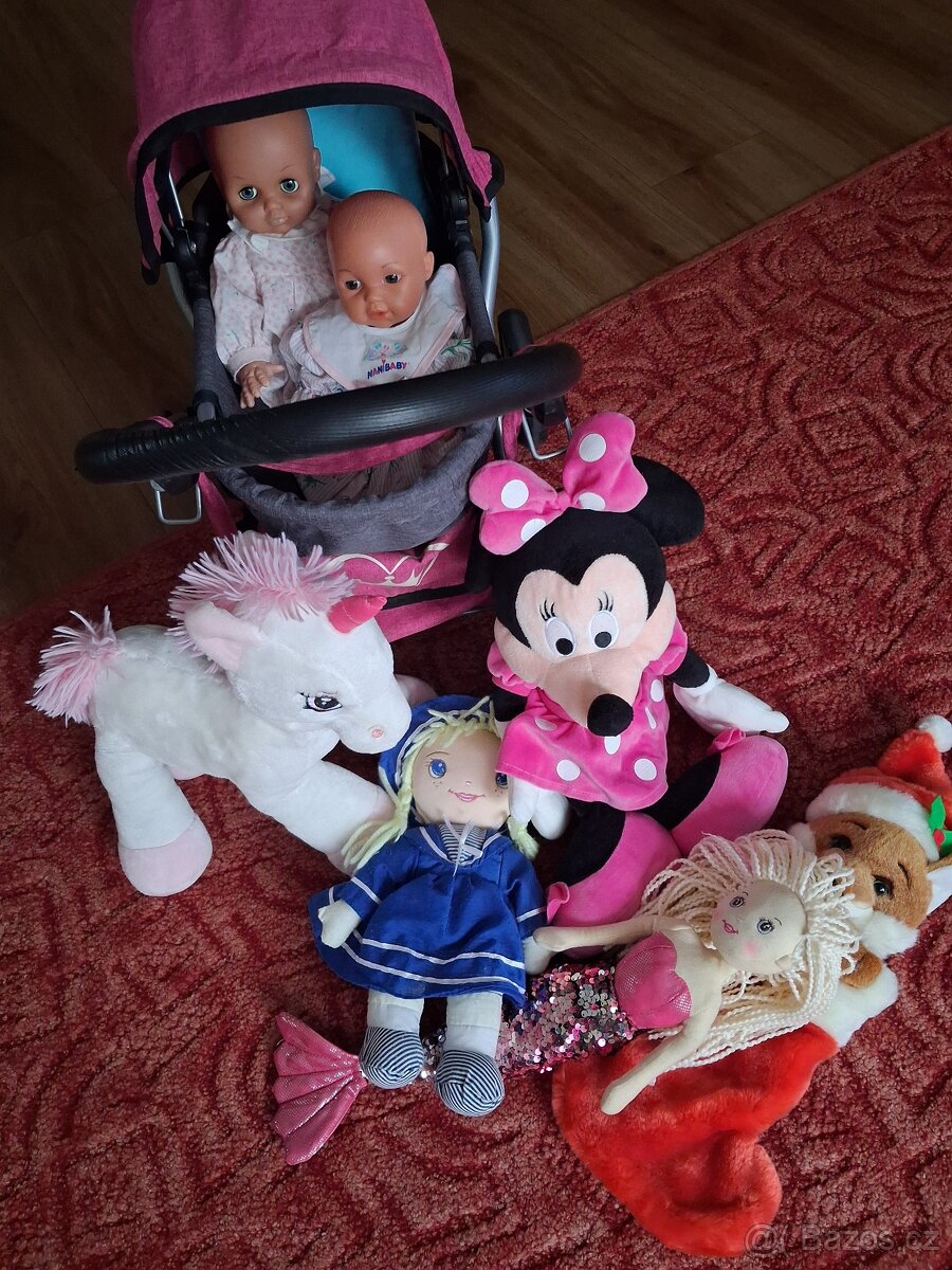 Kočárek a panenky,plyšáci - 8