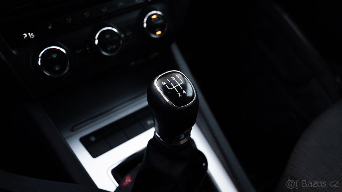 Škoda Octavia III COMBI dvě sady kol - 8