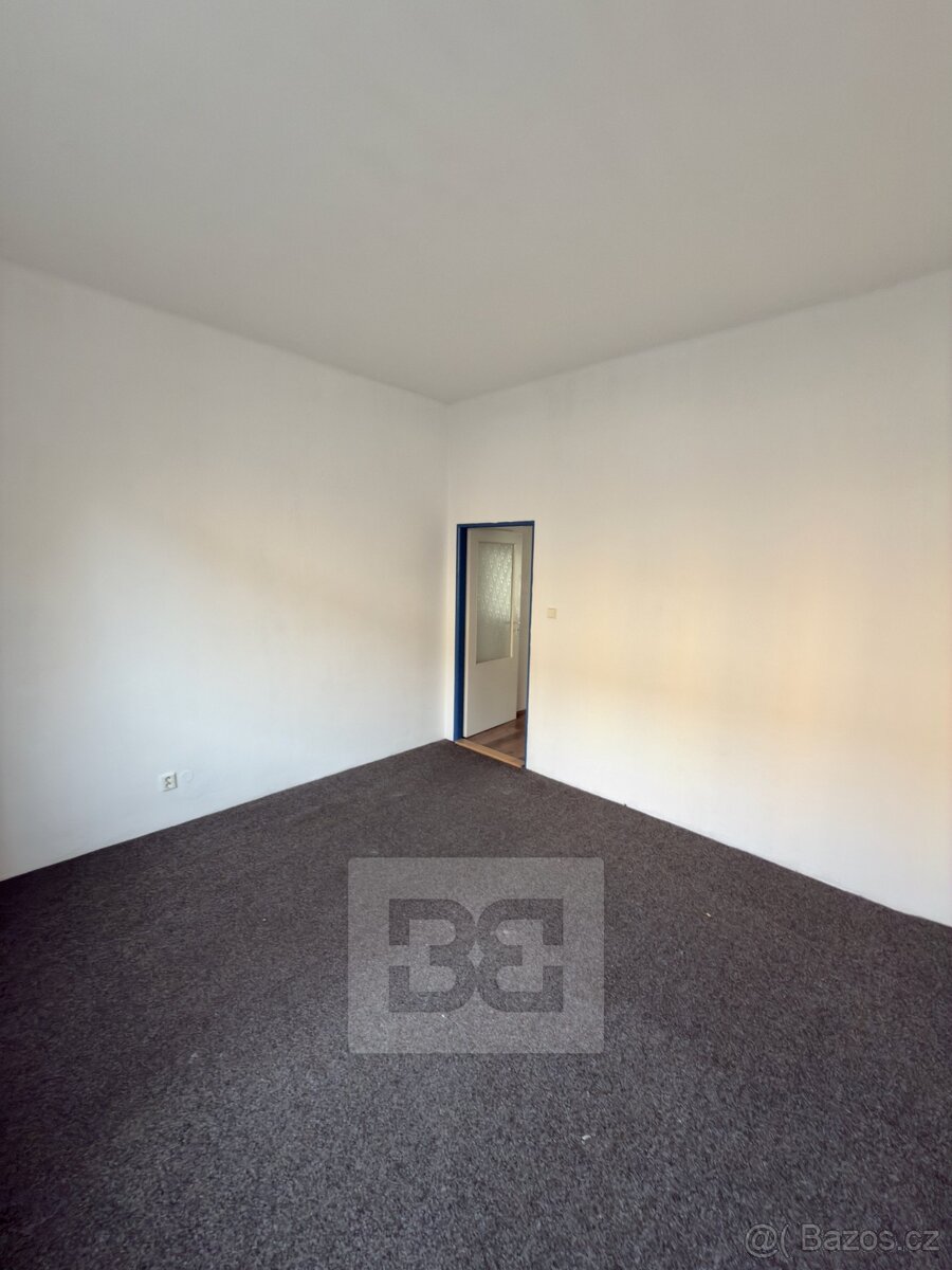 Pronájem bytu 3+1 90 m², Slaný, ev.č. N08561 - 8
