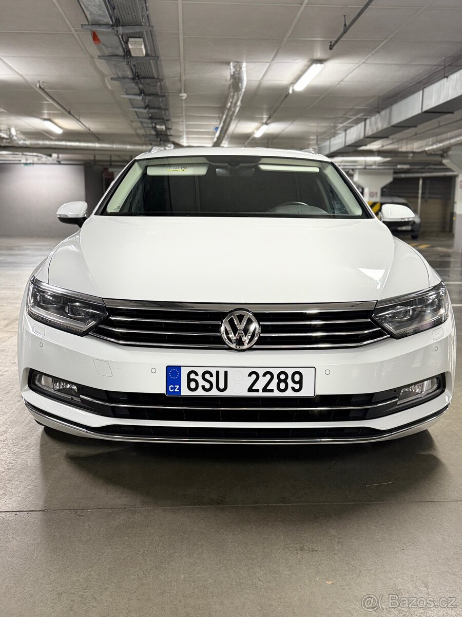 Volkswagen Passat B8 Highline DSG 2.0 tdi krásný stav - 8