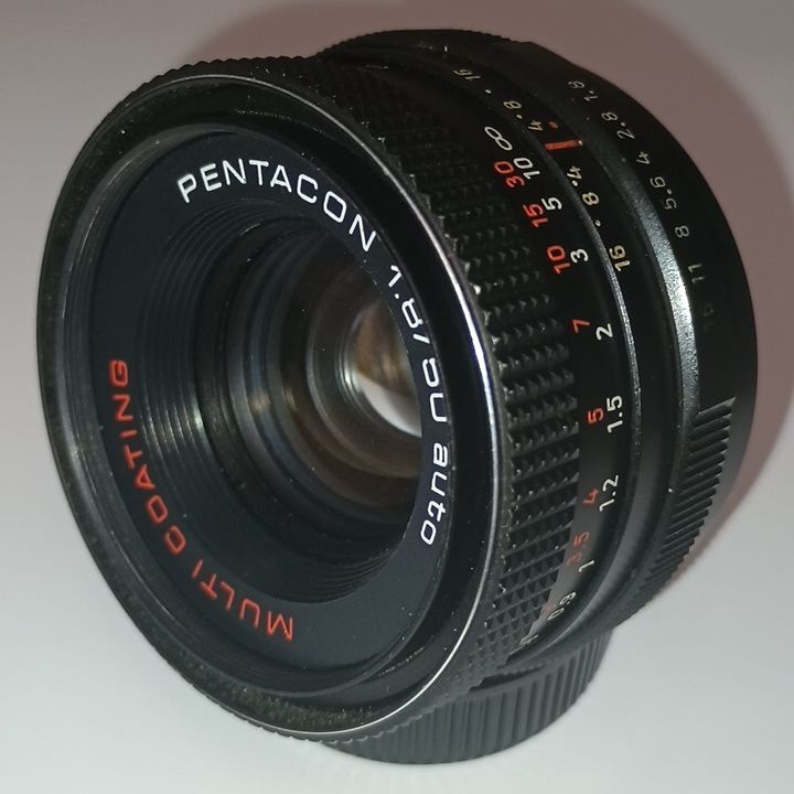 Pentacon MC 1,8/50 auto - RED (M42) - TOP STAV - 8