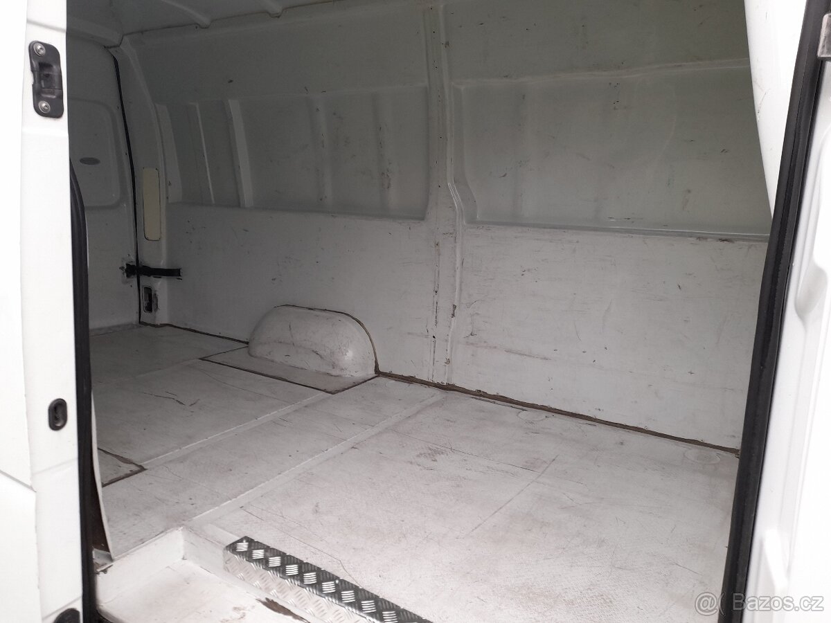 Predám Renault Master 2.3dci - 8