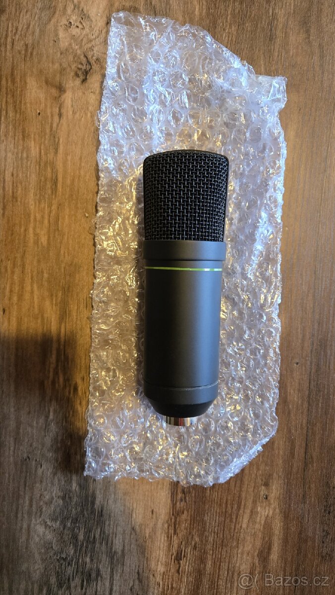 Mackie Big Knob Studio Bundle - 8