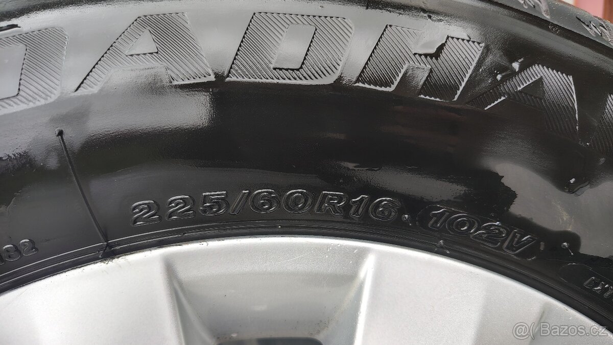 Sada letnich kol 225/60 r16 - 8