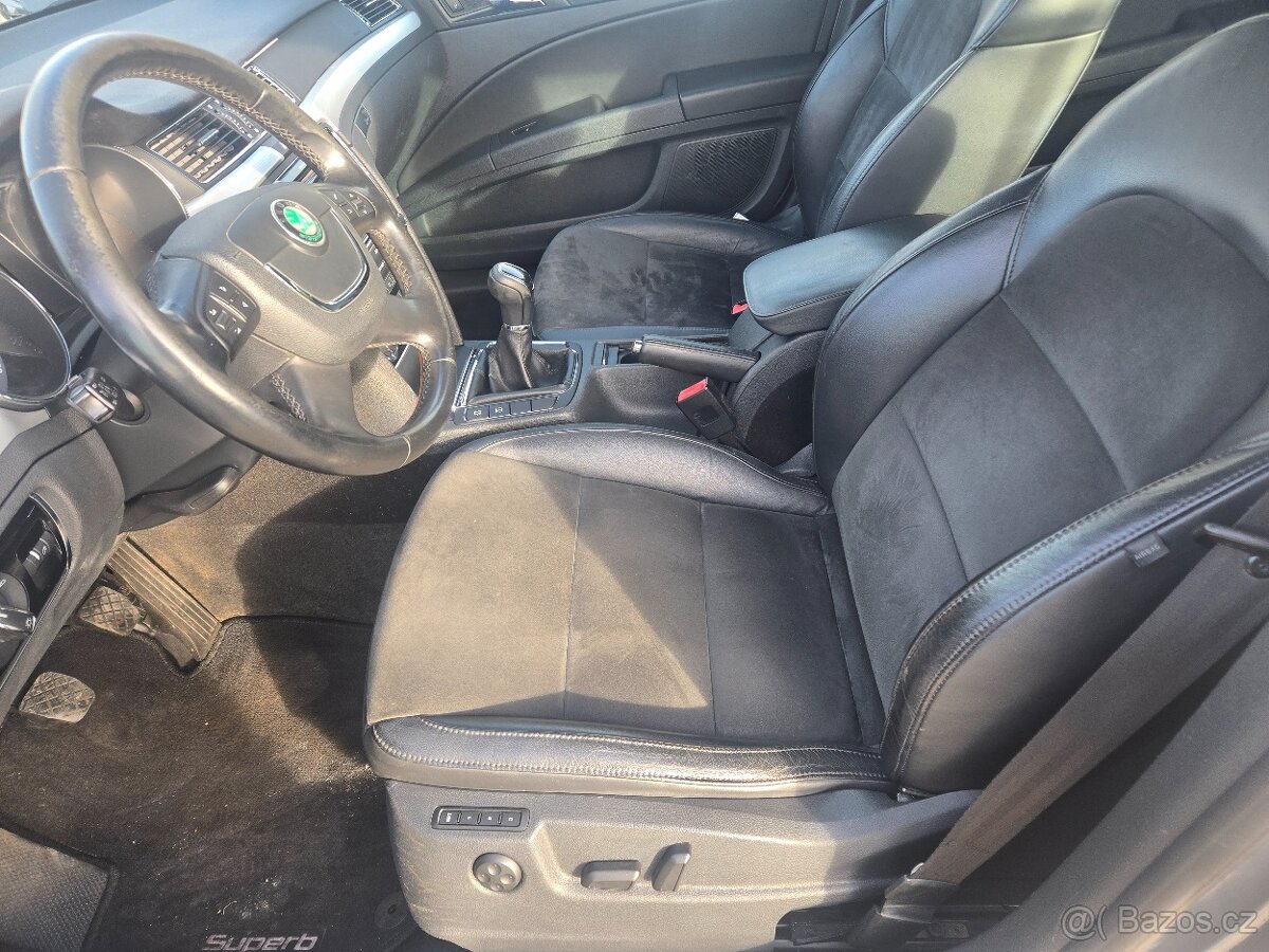 Škoda Superb 2,0TDi 125kW 4x4 Elegance - 8