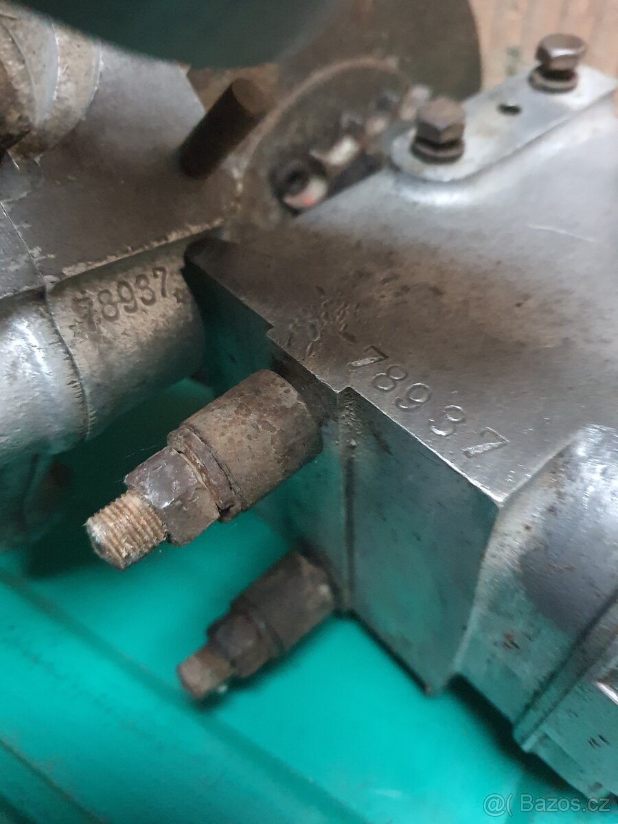 Jawa 250 Special - 8