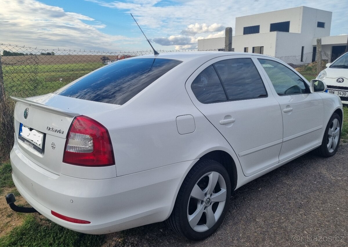 Škoda Octavia 2, 1.6 TDI - 8