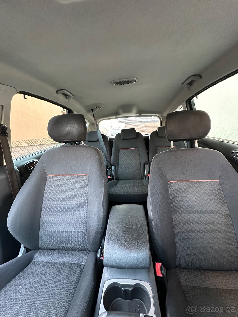 Ford S-Max 2.0TDCi manuál 6kvalt - 8