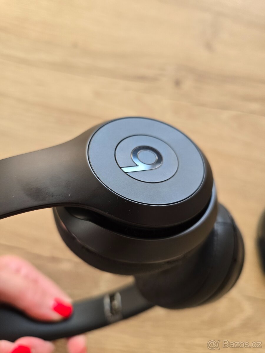 Sluchátka Beats Solo3 Wireless (MX472EE/A) - 8