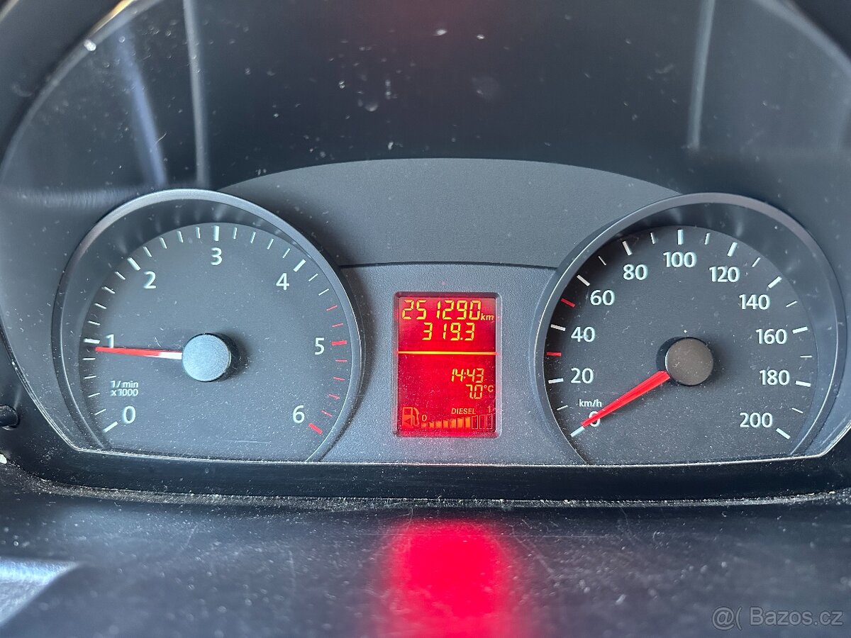 Obytná dodávka VW Crafter L2 - 8