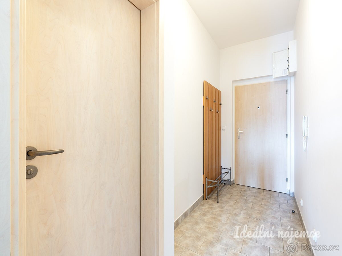 Pronájem bytu 1+kk, Silurská, Hlubočepy, 27 m2 - 8