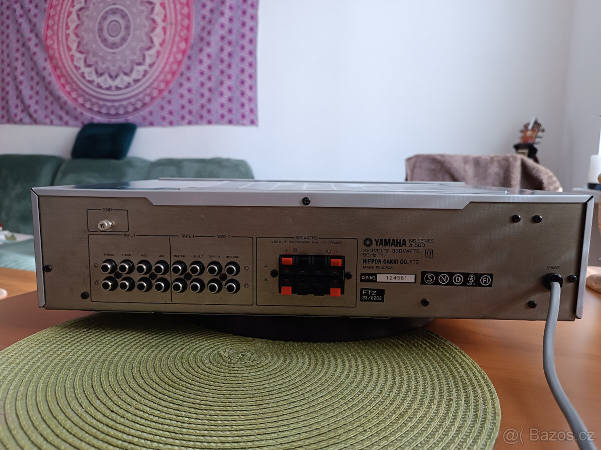 zesilovač Yamaha A-500 - 8