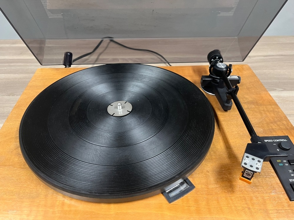 GRAMOFON TESLA NC452 - 8