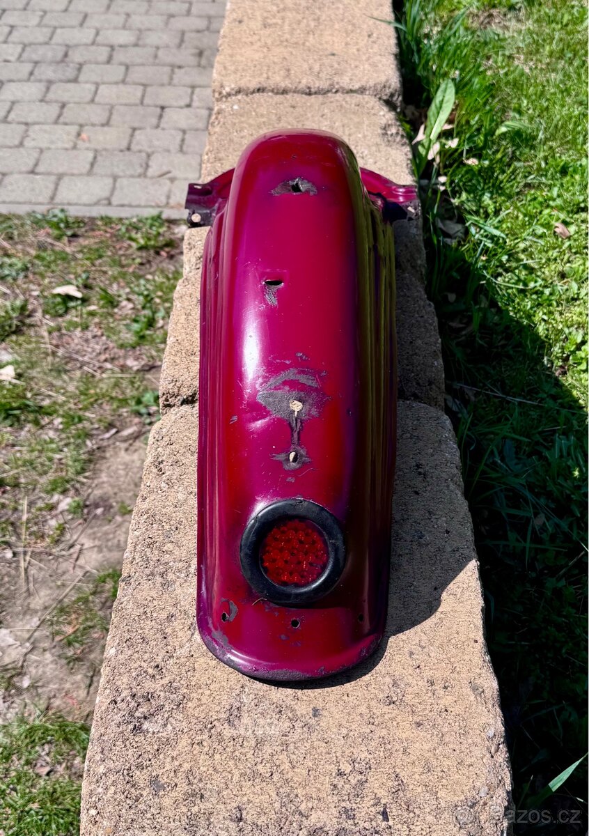 Jawa 250 350 panelka - zadní blatník - 8