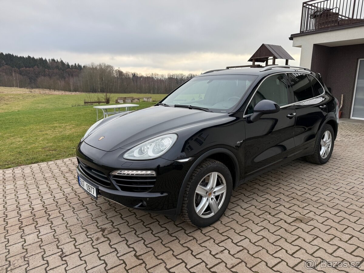 Porsche Cayenne 3.0 TDi 180kw rok- 2011 DPH - 8