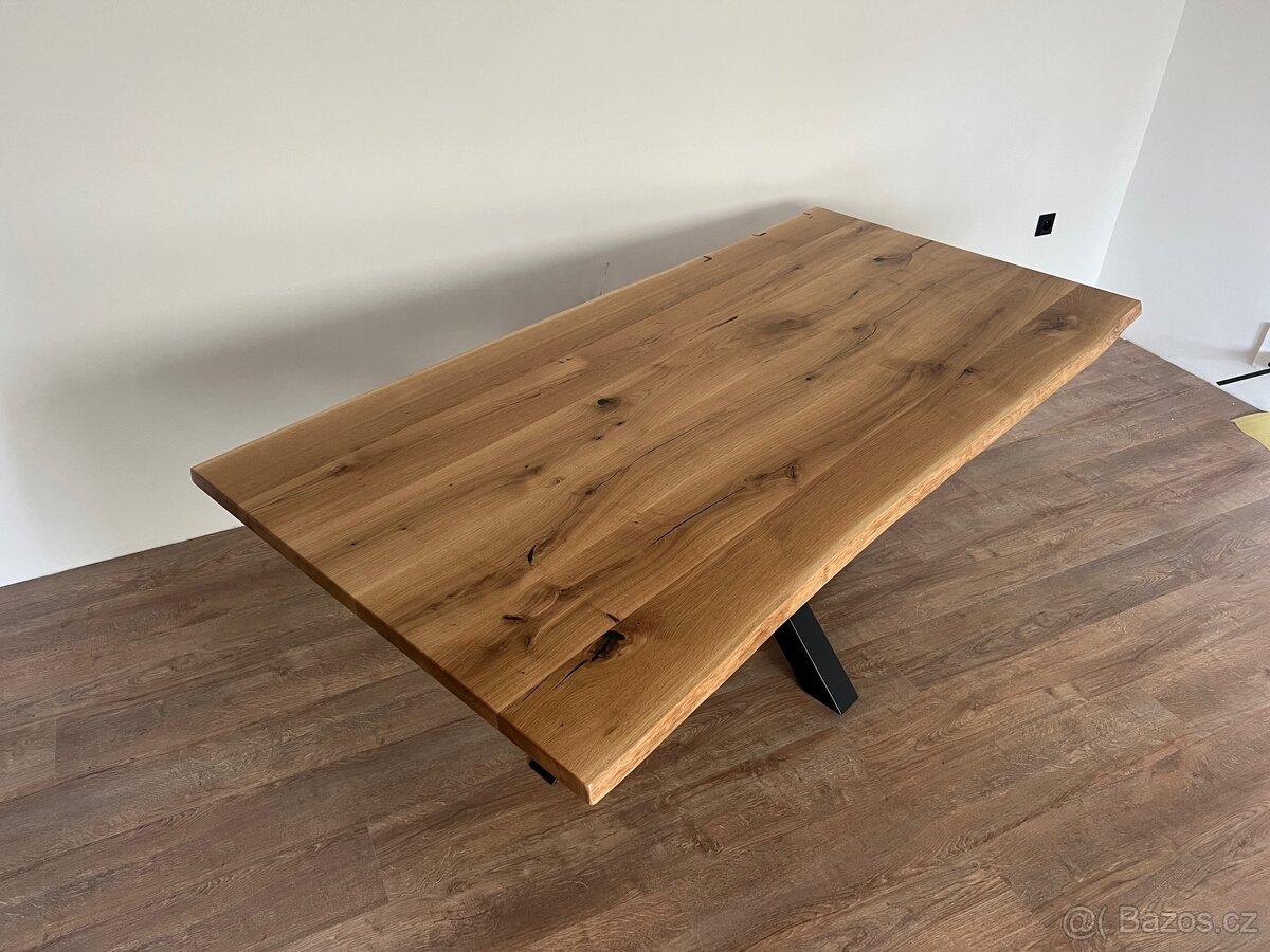 Dubový jídelní stůl - doprava ZDARMA - 8