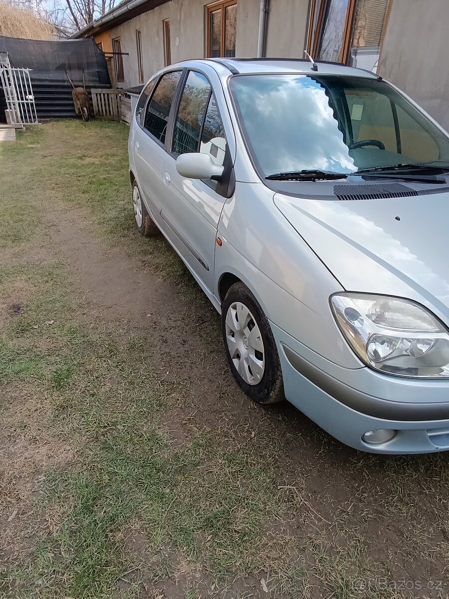 Renault Scénic - 8