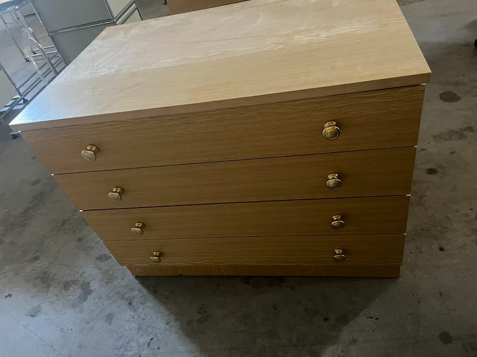 Dřevěný nábytek - 8