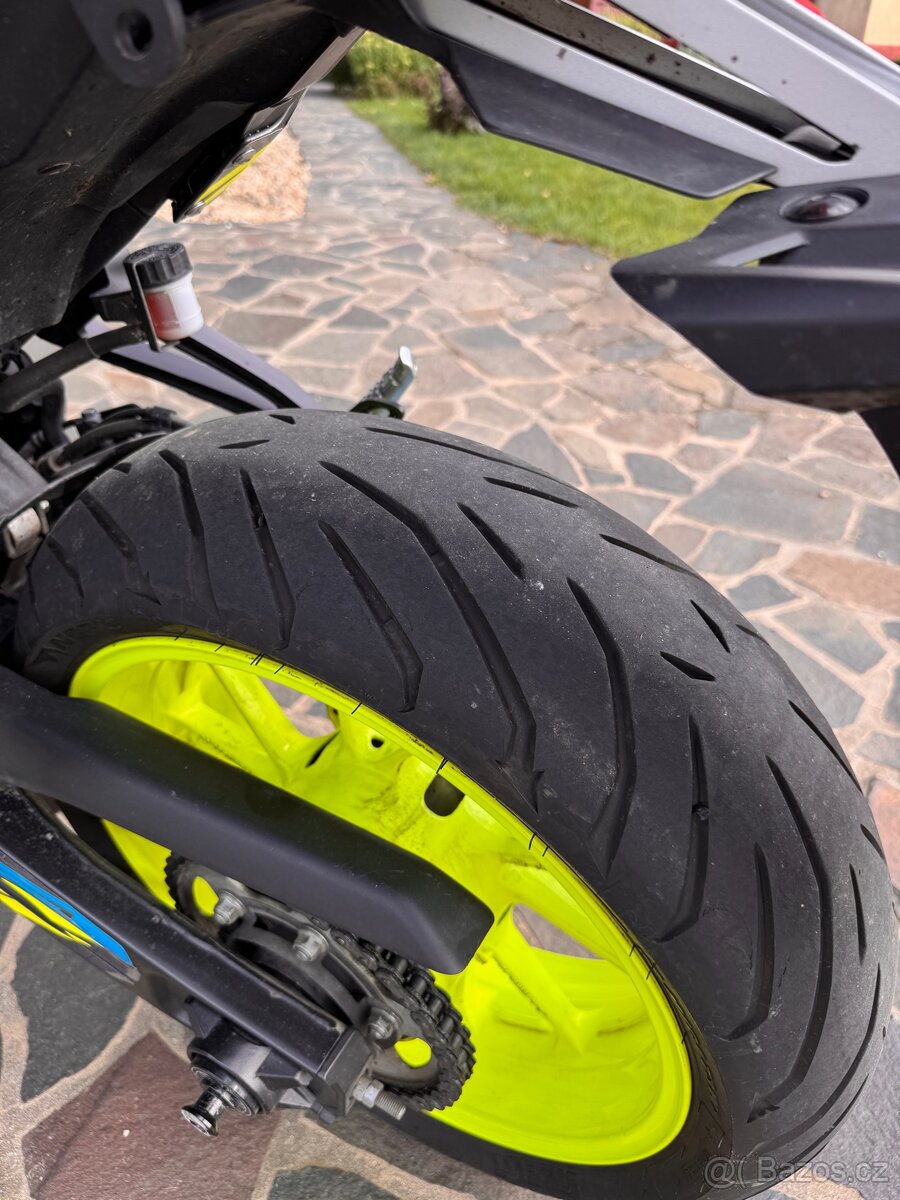 Yamaha MT 07 - 8